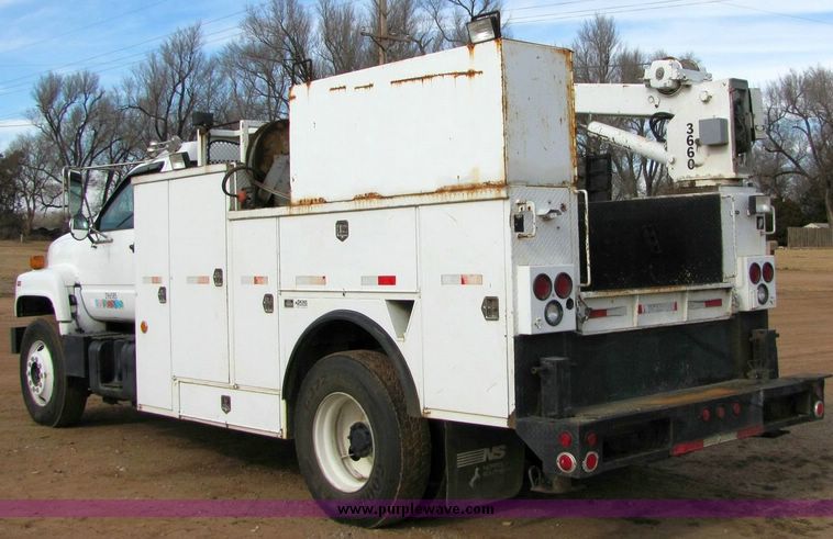 image for item 8032 1996 Chevrolet Kodiak C7H042 boom truck