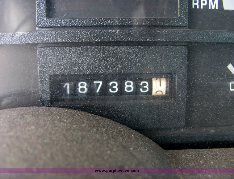 image for item 8032 1996 Chevrolet Kodiak C7H042 boom truck