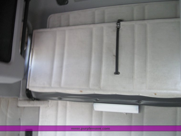 image for item 8060 1999 Freightliner FLD120 semi truck