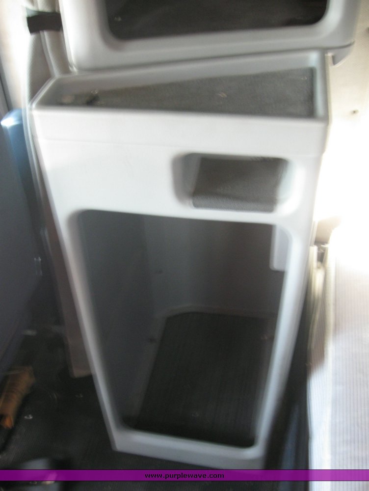 image for item 8060 1999 Freightliner FLD120 semi truck