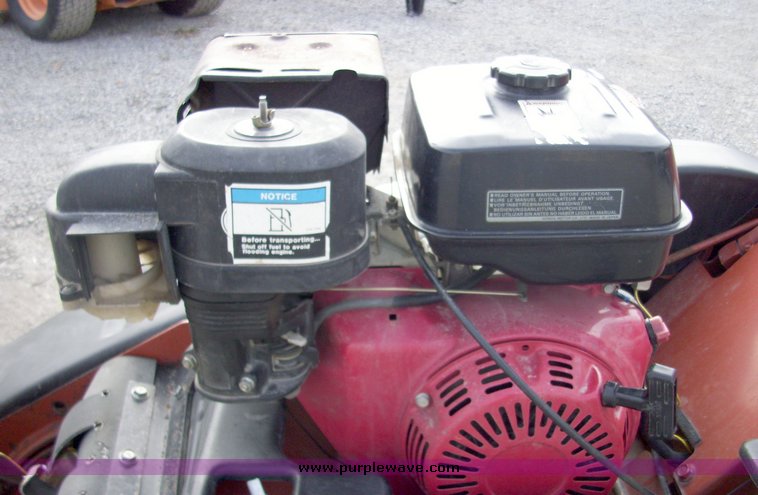 image for item 8067 2000 Ditch Witch 1230 trencher