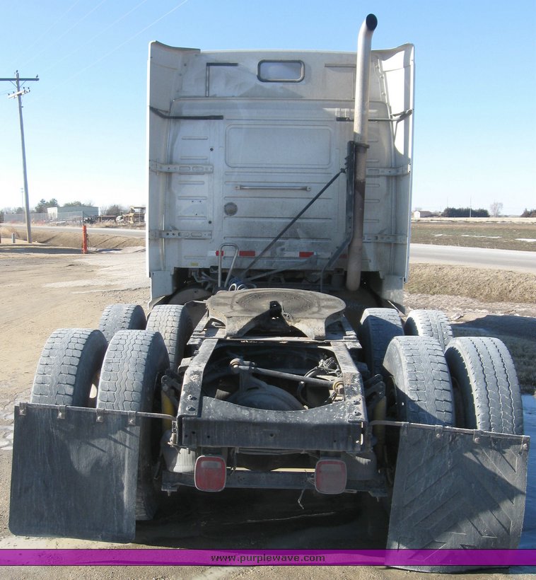 image for item 8073 2000 Volvo Conventional Cab tandem axle semi truck with sleeper