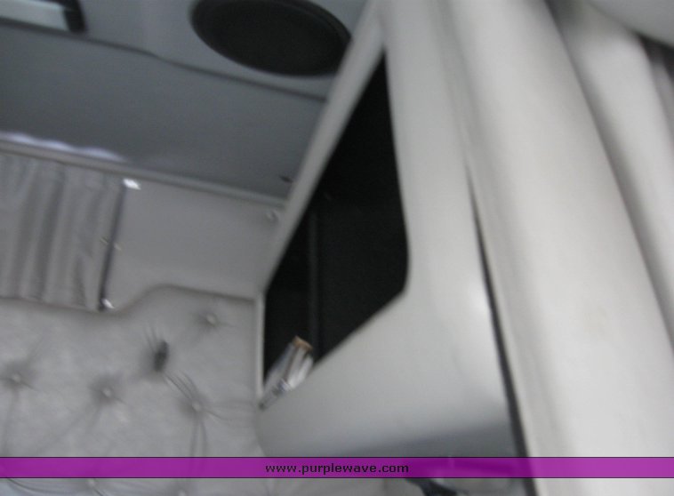 image for item 8073 2000 Volvo Conventional Cab tandem axle semi truck with sleeper