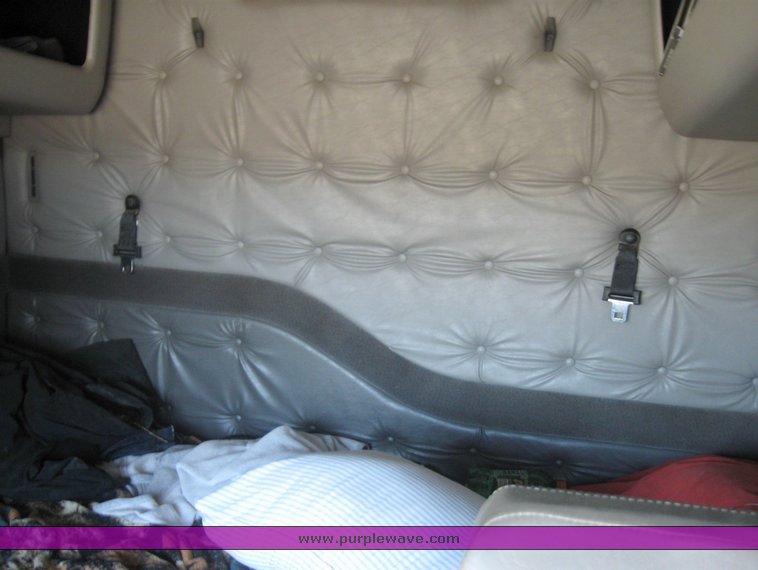 image for item 8073 2000 Volvo Conventional Cab tandem axle semi truck with sleeper