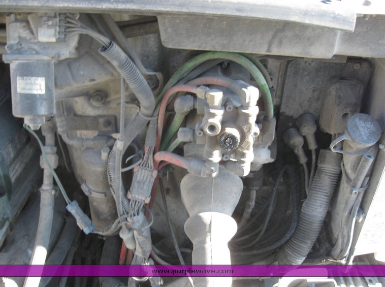 image for item 8073 2000 Volvo Conventional Cab tandem axle semi truck with sleeper