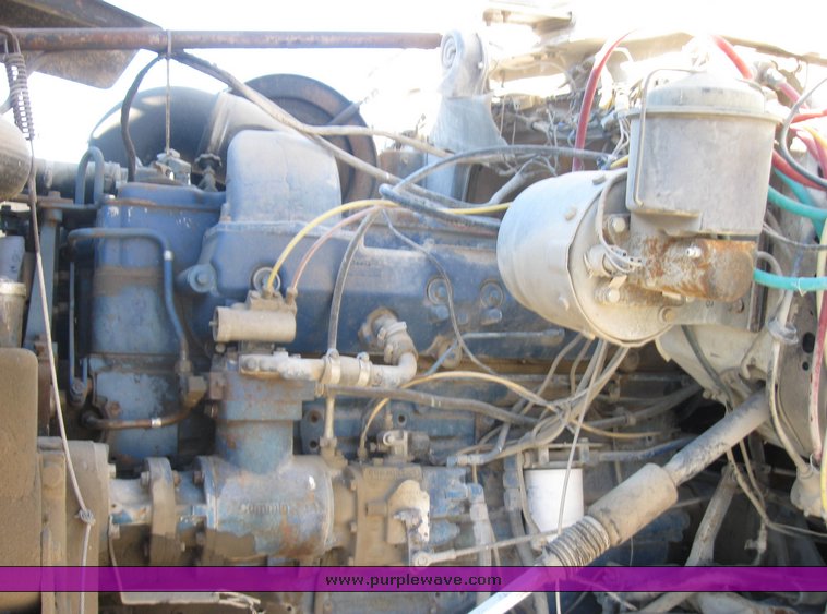 image for item 8074 1978 Ford cement truck