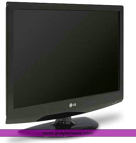 image for item 2005 LG 19" HDTV