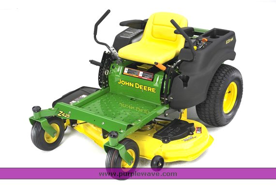 image for item 2011 John Deere Z424 mower