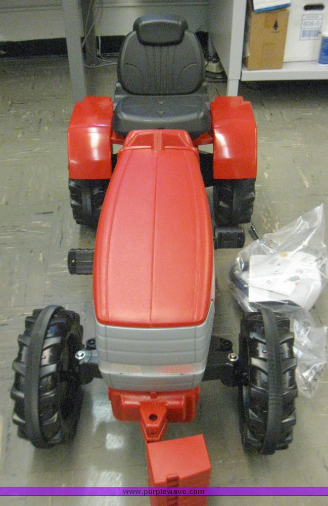 image for item 3038 McCormick MTX140 pedal tractor