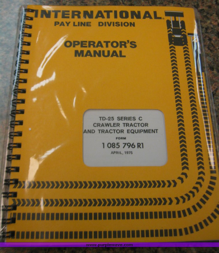 image for item 3055 International TD-25 crawler with sheeps foot compactor