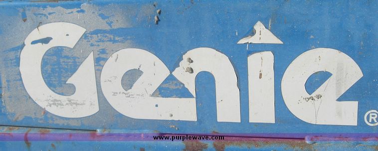 image for item 3871 2003 Genie GS-3246 scissor lift