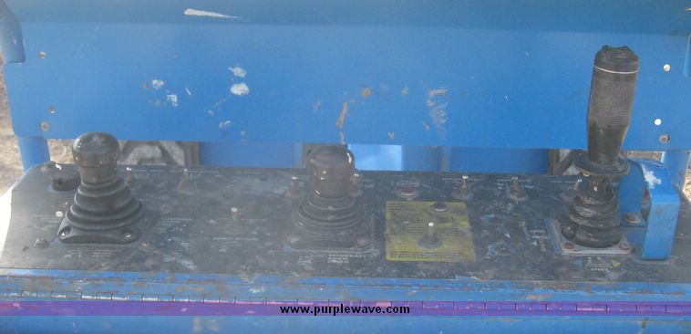 image for item 3872 1999 Genie Z45/25-DF articulating boom lift