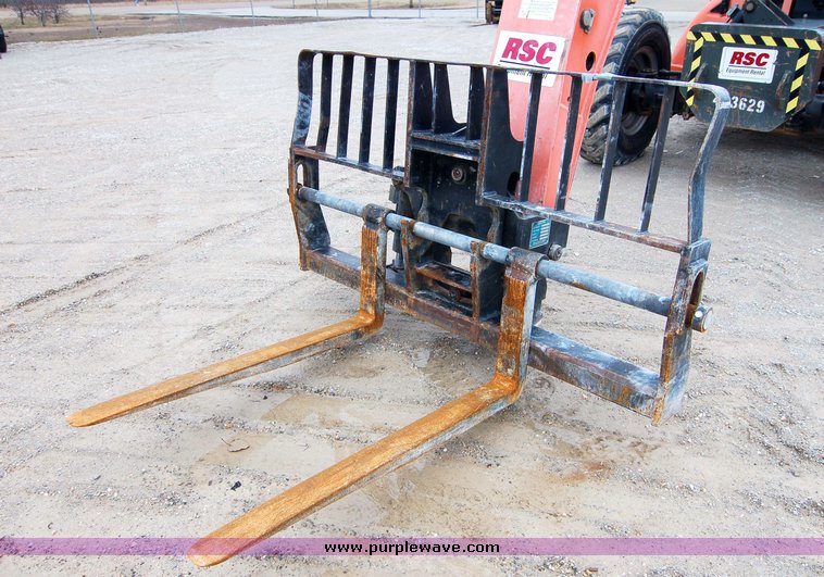image for item 6036 2004 JLG G9-43A telehandler