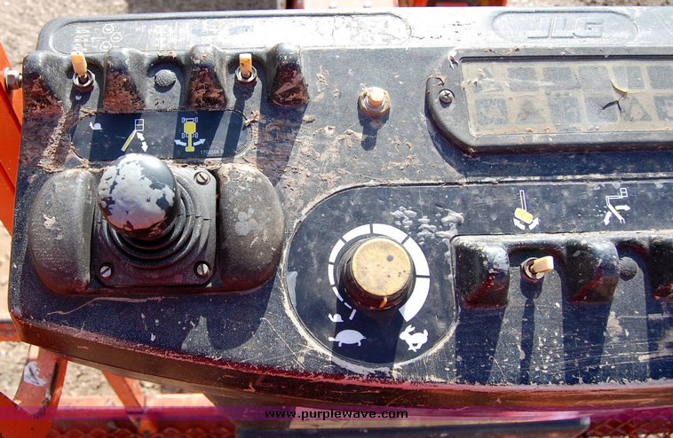 image for item 6037 2000 JLG 600S telescopic boom lift