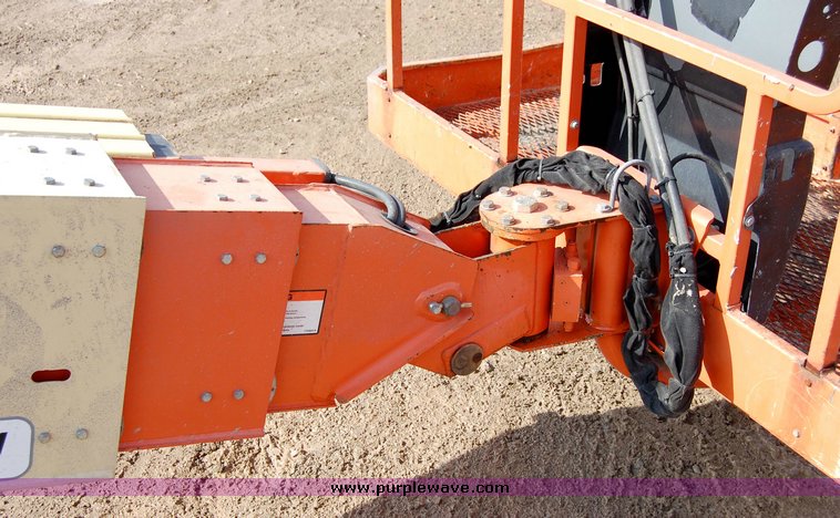 image for item 6037 2000 JLG 600S telescopic boom lift