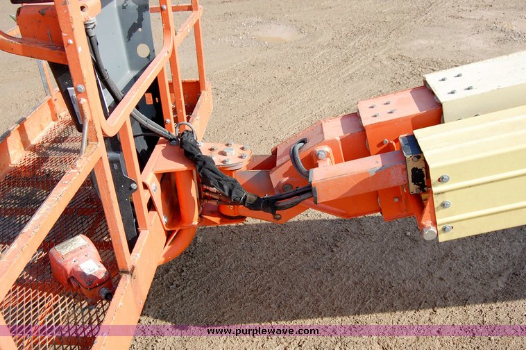 image for item 6037 2000 JLG 600S telescopic boom lift