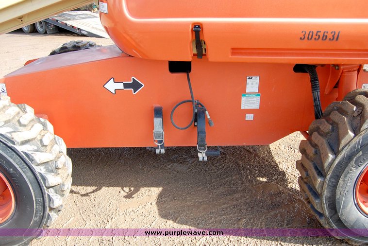 image for item 6037 2000 JLG 600S telescopic boom lift