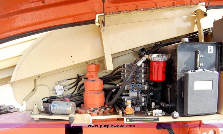 image for item 6037 2000 JLG 600S telescopic boom lift