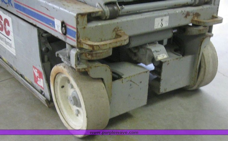 image for item 6844 Skyjack SJIII 3219 scissor lift