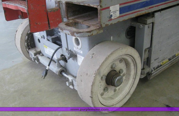 image for item 6844 Skyjack SJIII 3219 scissor lift