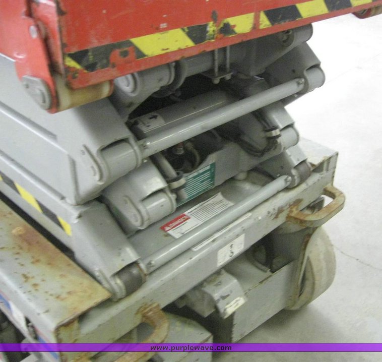 image for item 6844 Skyjack SJIII 3219 scissor lift