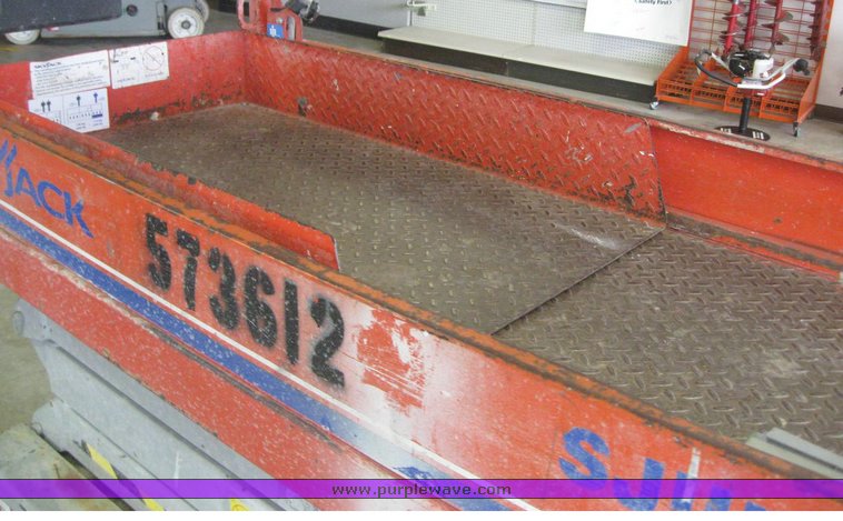 image for item 6844 Skyjack SJIII 3219 scissor lift