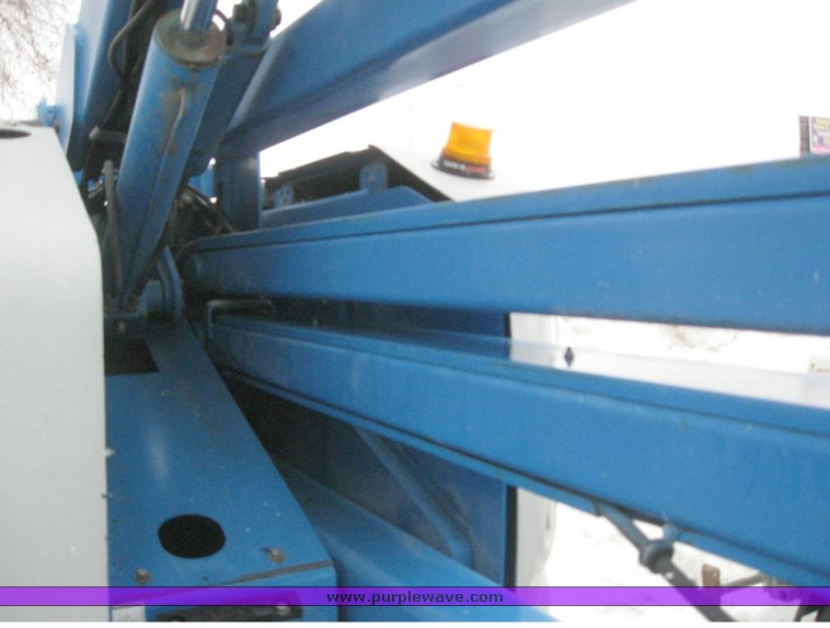 image for item 6845 1999 Genie Z-45/25 CF articulating boom lift