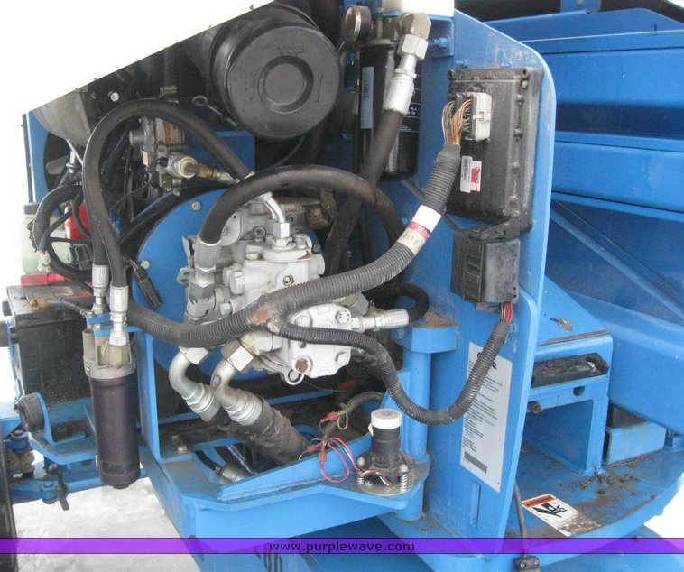 image for item 6845 1999 Genie Z-45/25 CF articulating boom lift