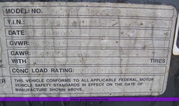 image for item 6847 2004 Trail King TK70HT 48' hydratail trailer