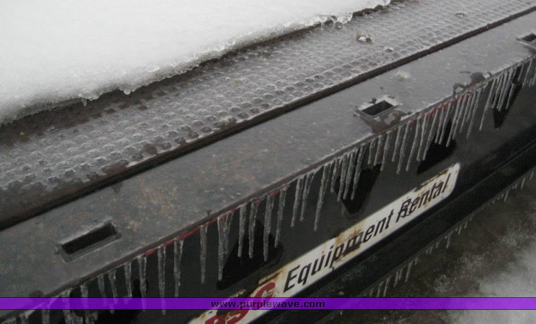 image for item 6847 2004 Trail King TK70HT 48' hydratail trailer