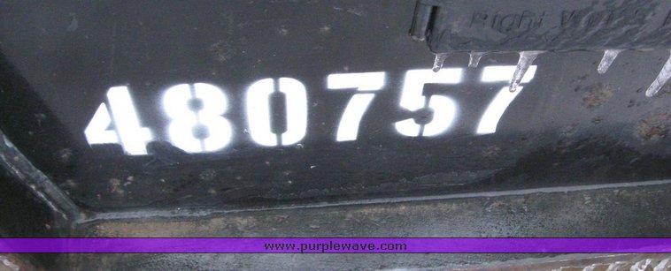 image for item 6847 2004 Trail King TK70HT 48' hydratail trailer