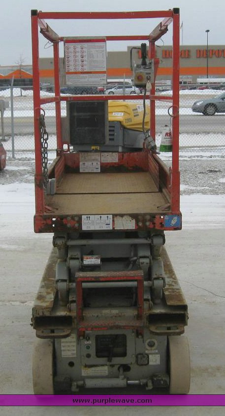 image for item 7681 Skyjack SJIII-3219 scissor lift