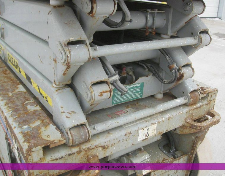 image for item 7681 Skyjack SJIII-3219 scissor lift