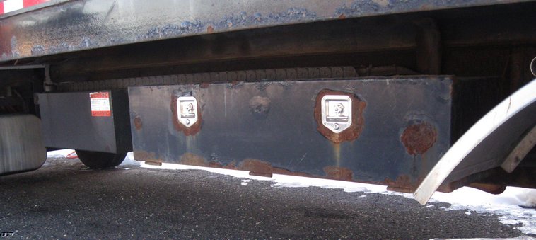 image for item 7693 2006 Freightliner M2 106 roll back truck