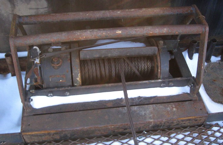 image for item 7693 2006 Freightliner M2 106 roll back truck