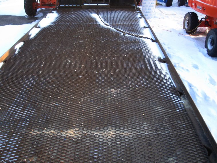 image for item 7693 2006 Freightliner M2 106 roll back truck