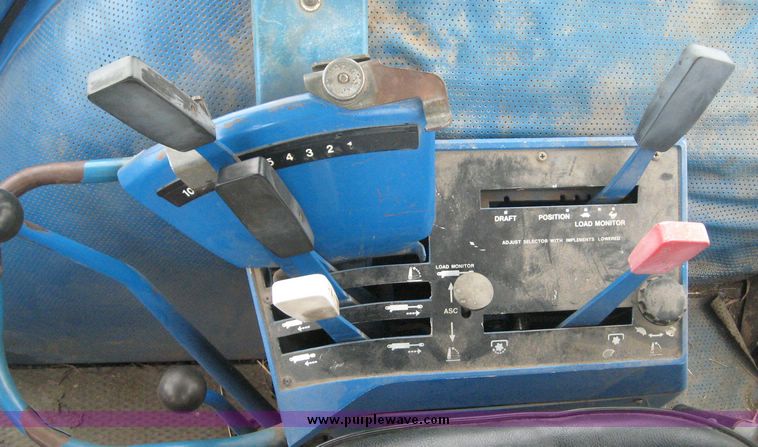 image for item 3876 Ford 7700 tractor with Westenodrf loader