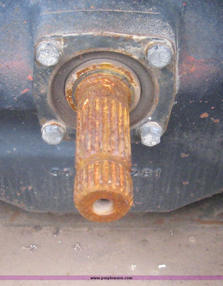 image for item 3877 1981 White 2-155 tractor