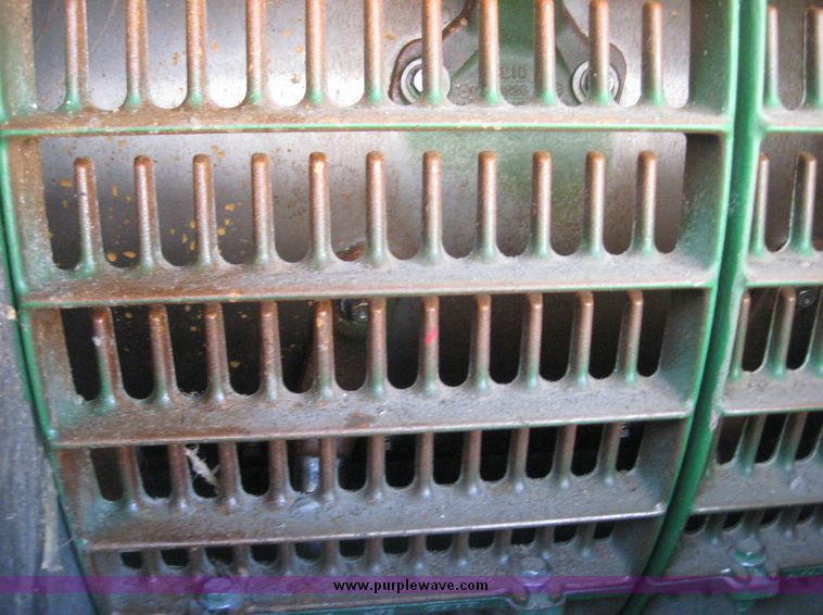 image for item 3901 2007 John Deere 9760STS combine