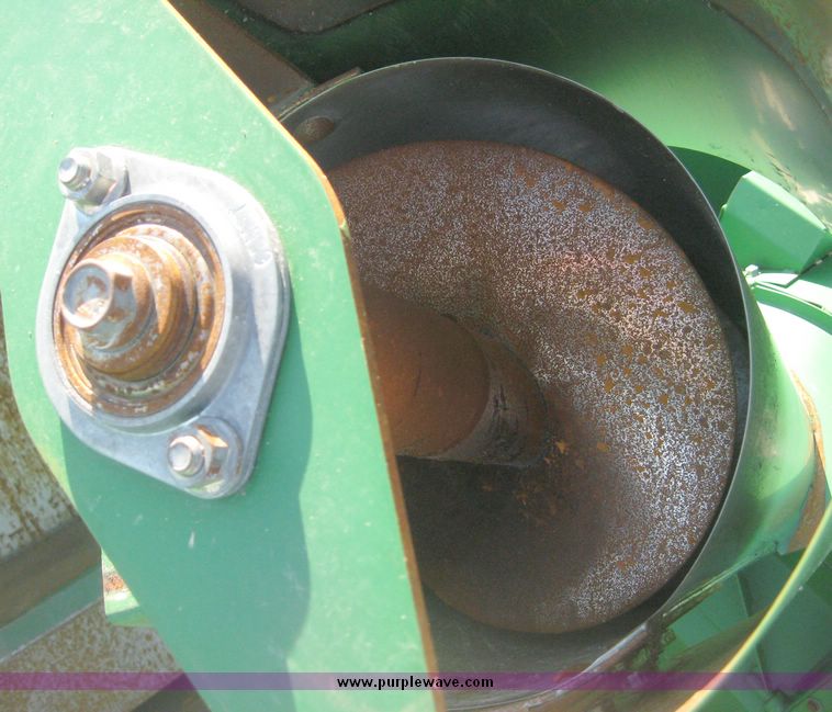 image for item 3901 2007 John Deere 9760STS combine