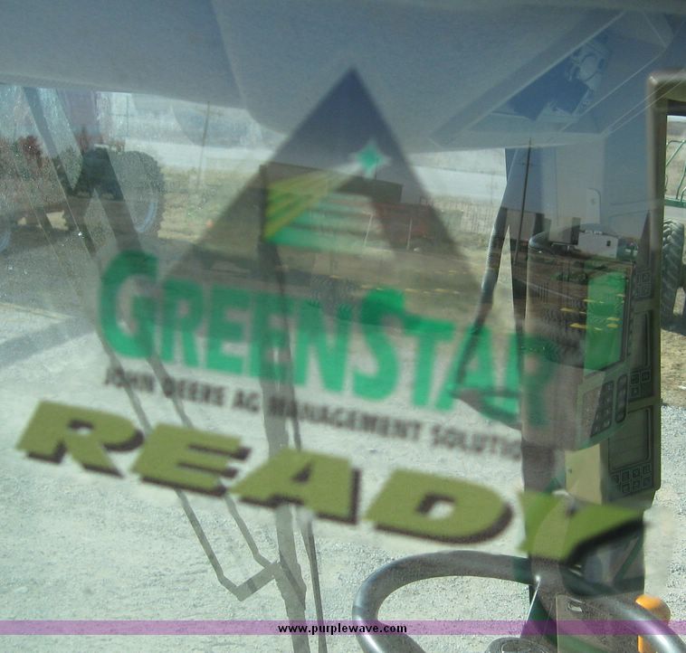 image for item 3901 2007 John Deere 9760STS combine