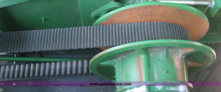 image for item 3902 2007 John Deere 9660STS combine