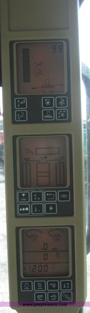 image for item 3902 2007 John Deere 9660STS combine