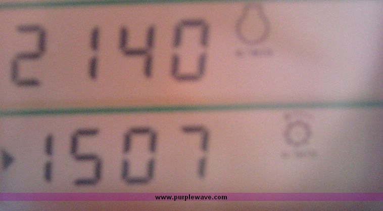 image for item 3902 2007 John Deere 9660STS combine