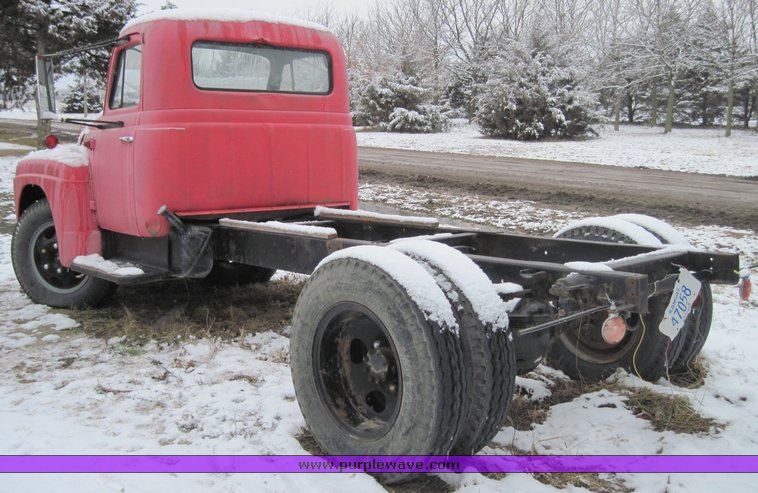 image for item 4469 1955 International R-162