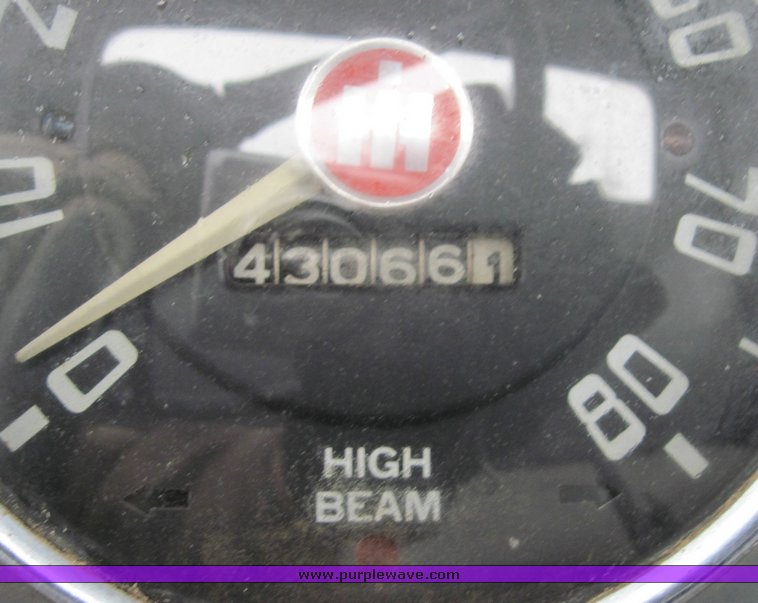 image for item 4469 1955 International R-162