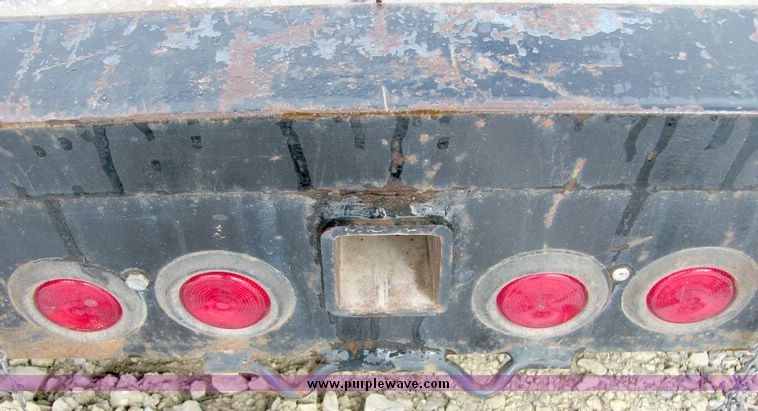 image for item 5066 2003 Trailmaster 18' tandem axle trailer