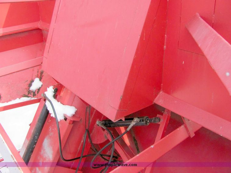 image for item 5068 EZ Trail grain cart