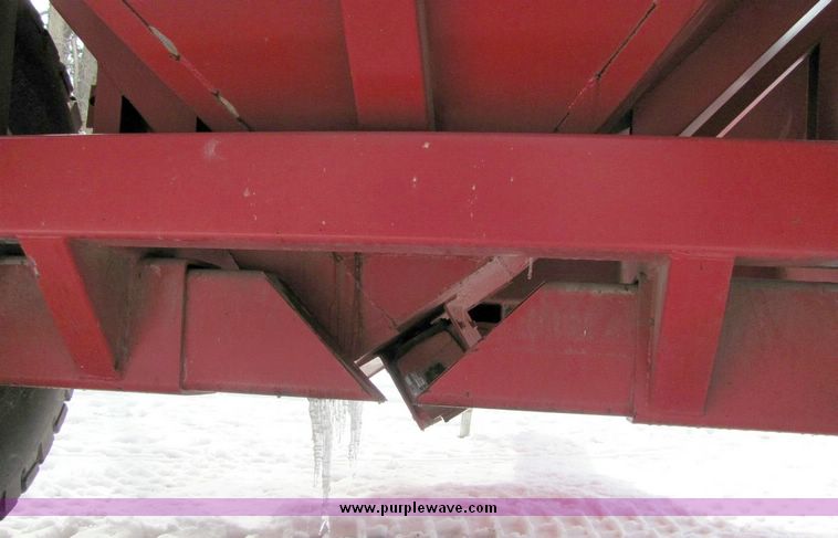 image for item 5068 EZ Trail grain cart