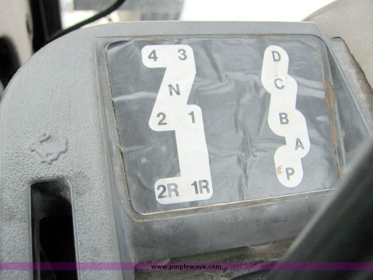 image for item 5069 1990 John Deere 4455 tractor